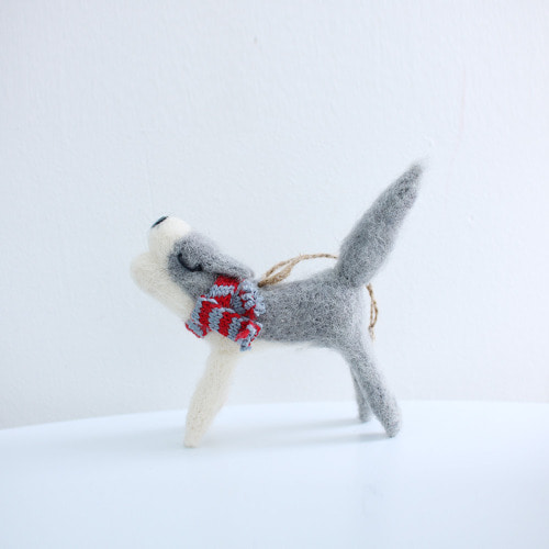 wool ornament_wolf