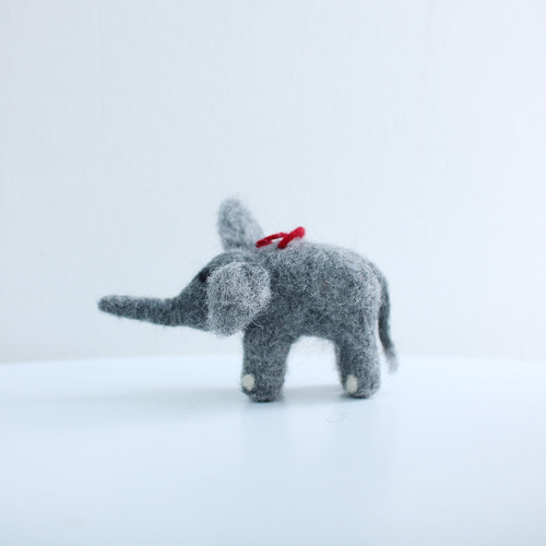 wool ornament_elephant
